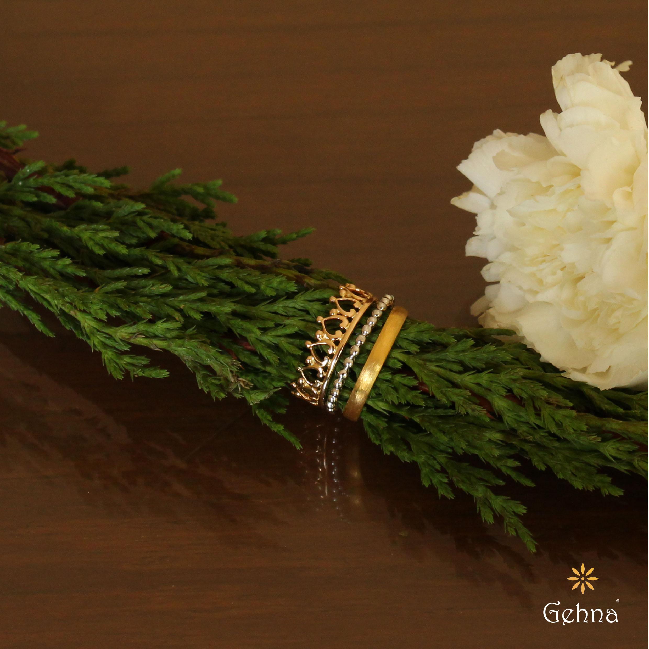 18K Yellow Gold Gold Stacking Ring for women