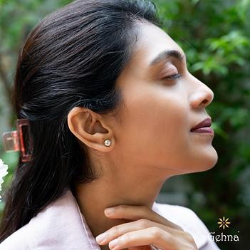 Signature Solitaire Lab Grown Diamond 18K Gold Earrings