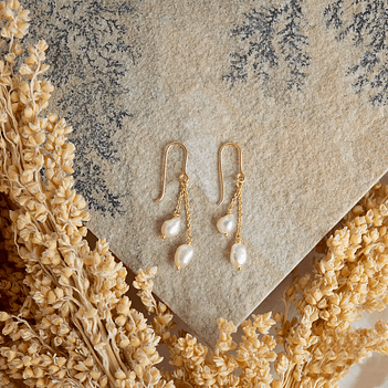 Ivory Natural Pearl 18K Gold Hook Earrings 