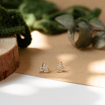 Timeless Grown Diamond 14K Gold Leaf Stud Earrings