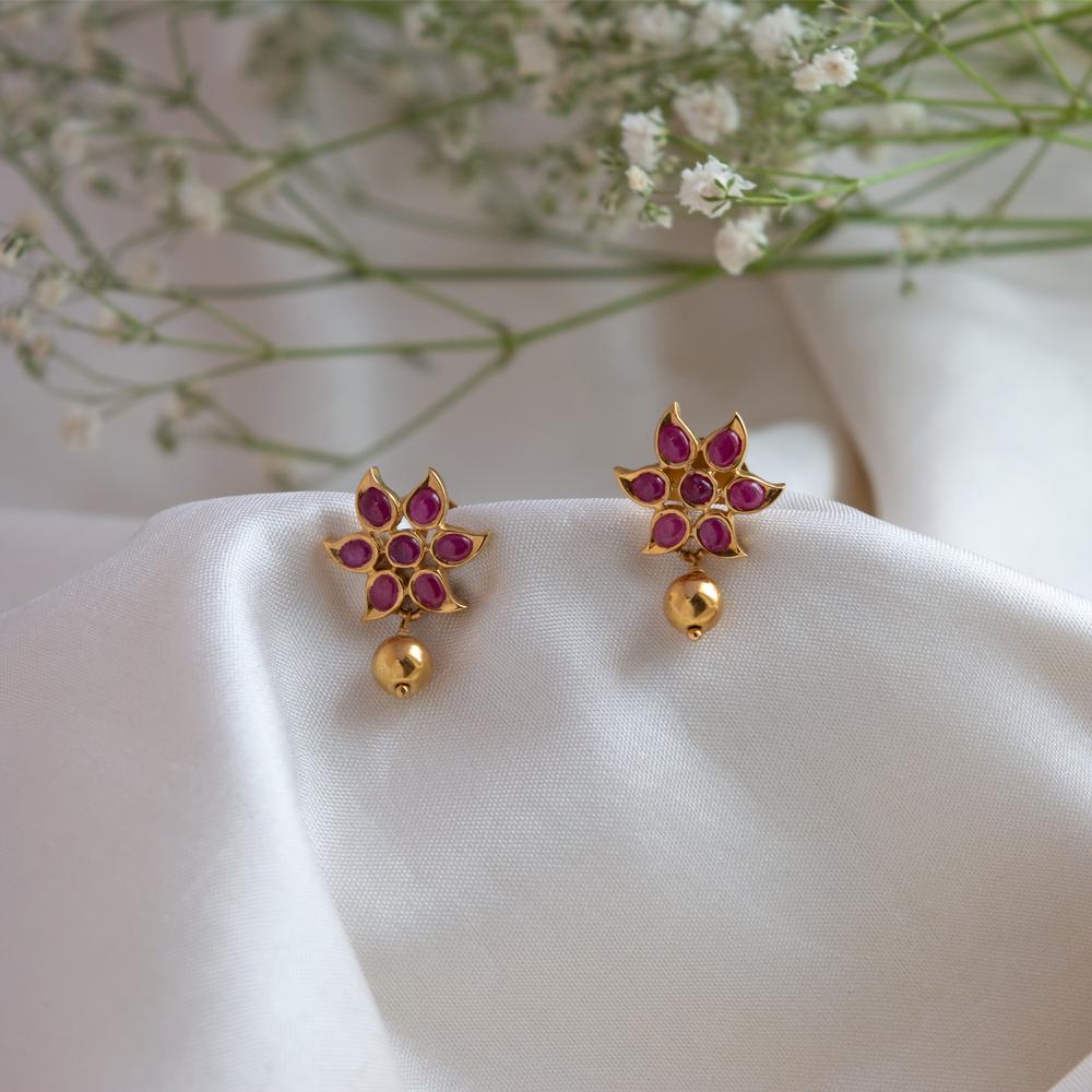 22K Yellow Gold Gold Ruby Earrings for women