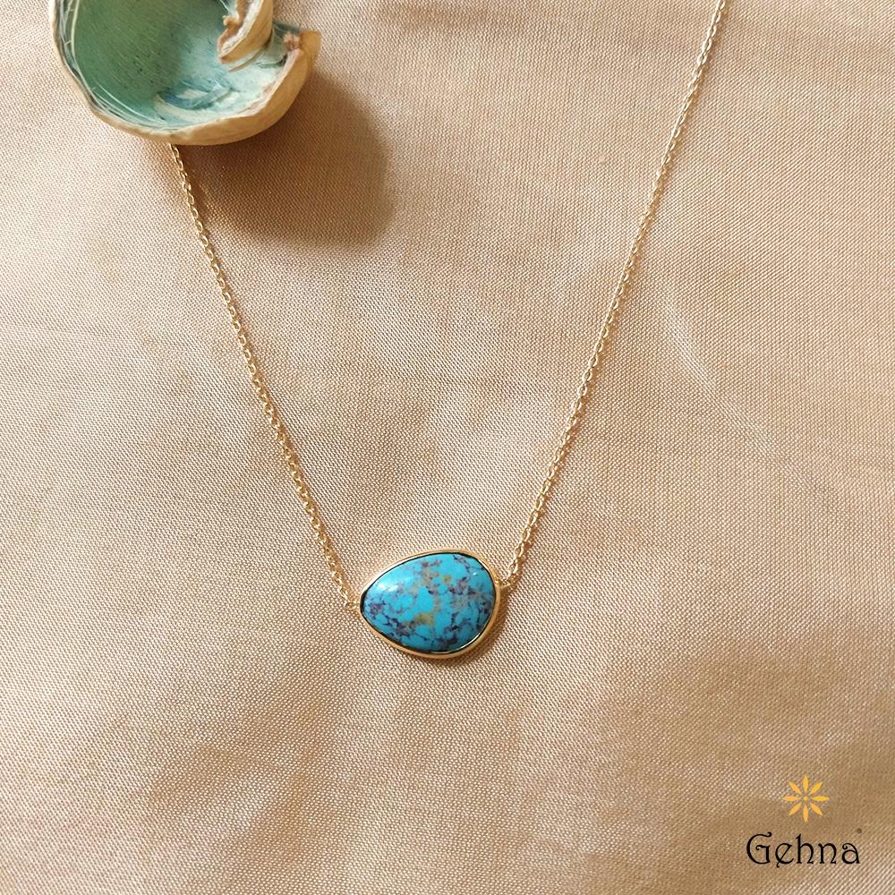18K Yellow Gold Gold Turquoise Pendants for women