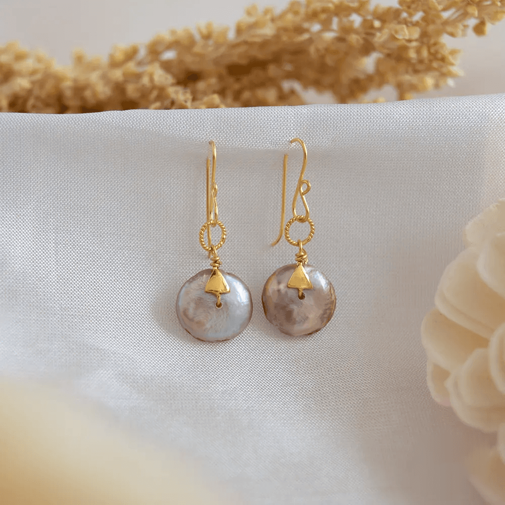 18K Yellow Gold Gold Cultured Button Pearl Earrings for women