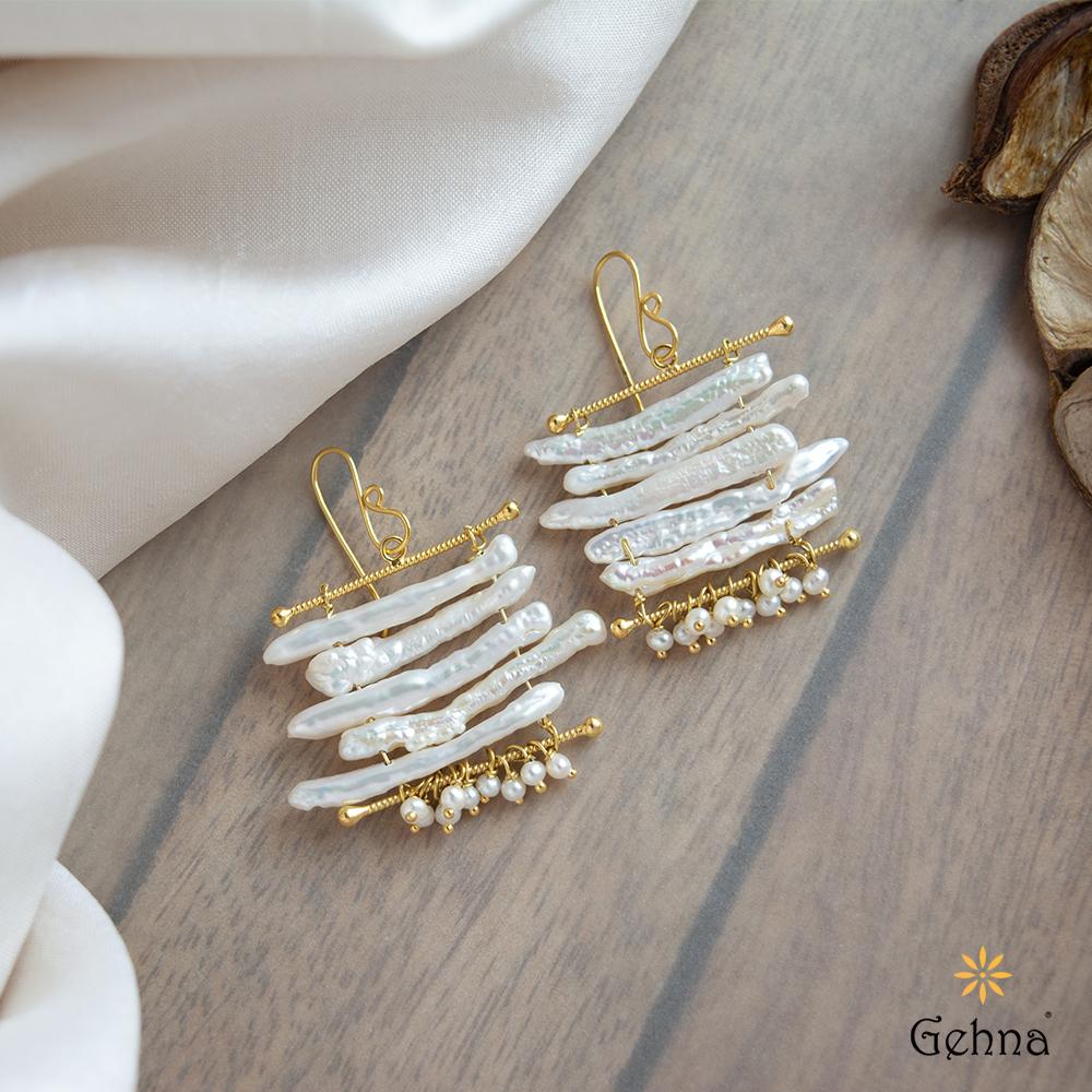 18K Yellow Gold Gold Pearl Earrings for women