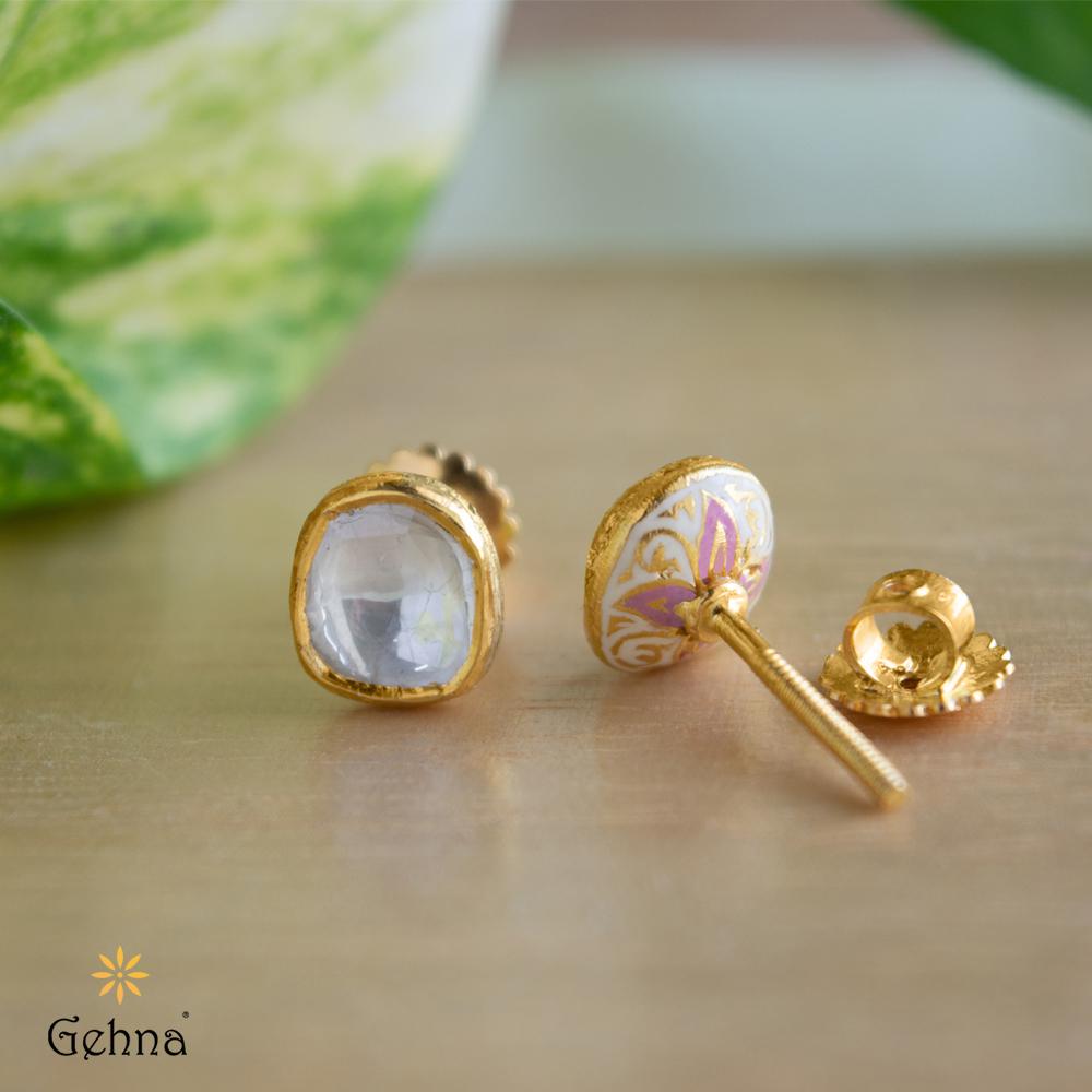 22K Yellow Gold Gold Diamond Earrings for women